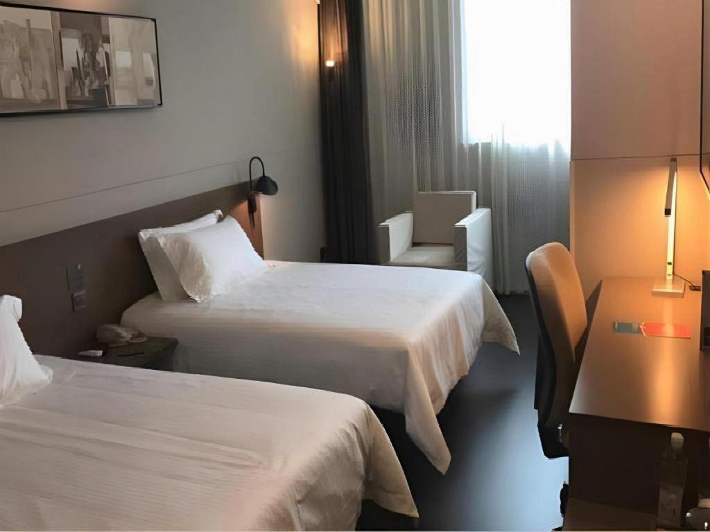 Magnotel Hotel Shanghai Railway Station Magnolia Plaza מראה חיצוני תמונה