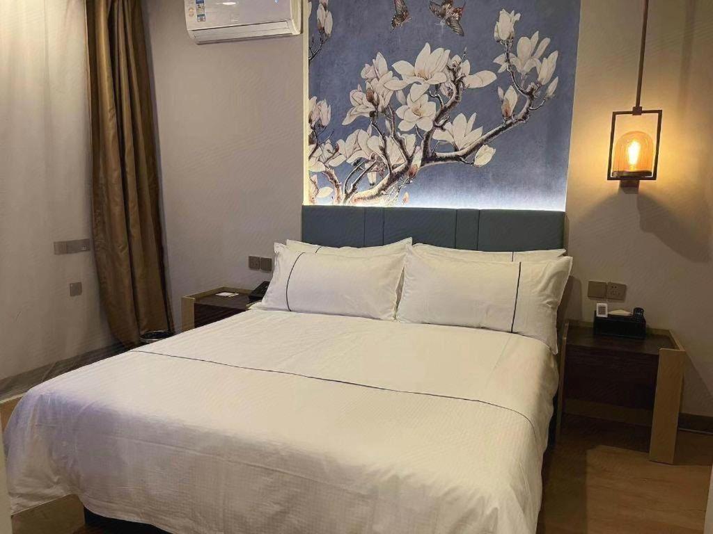 Magnotel Hotel Shanghai Railway Station Magnolia Plaza מראה חיצוני תמונה